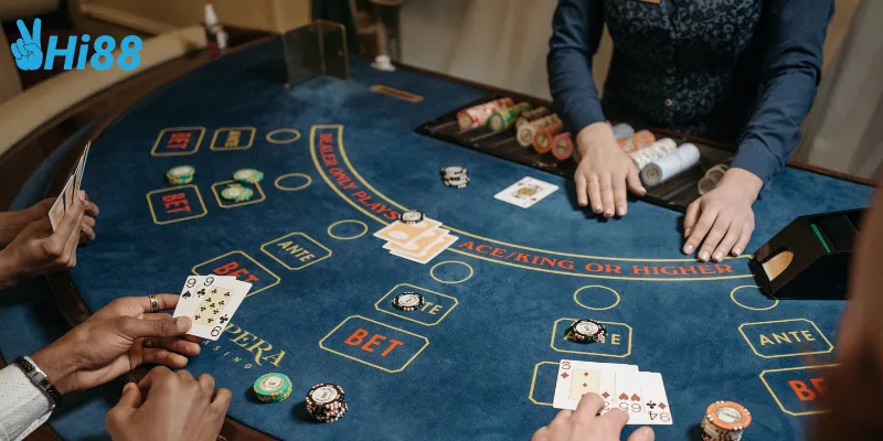 Quy tắc chơi bài baccarat cổ điển